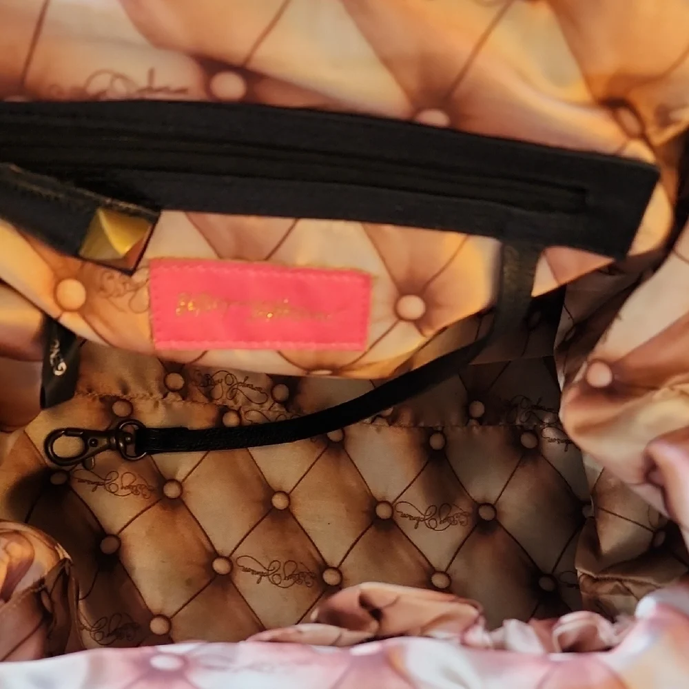 Betsey Johnson Vintage "Bow-nanza" Satchel. - Picture 3 of 15